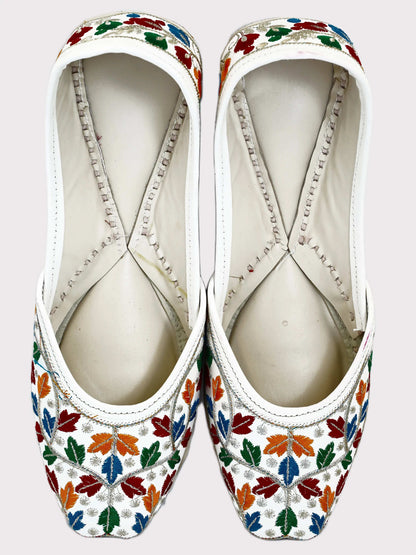 ZOHRIKA™ WhiteFloral