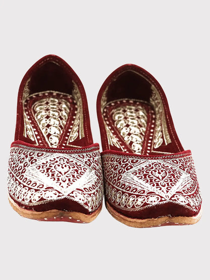 GULNOOR Golden Beadwork Jutti