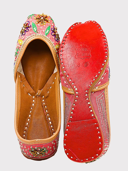 SUFIYANIKA Ruby Red Velvet Jutti