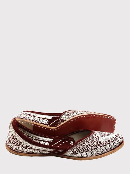 GULNOOR Golden Beadwork Jutti