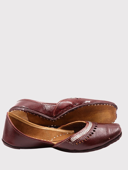 UrbanMehfil Leather Floral Jutti