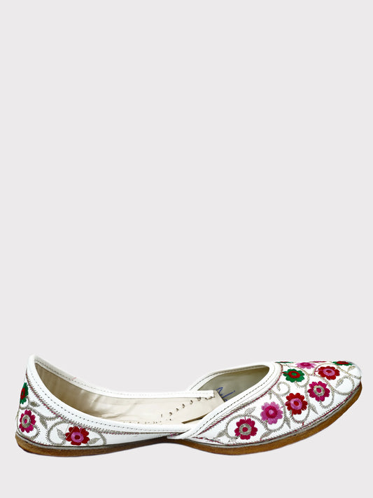 KHUSHITA WhiteRed