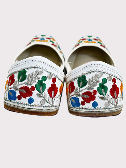 ZOHRIKA™ WhiteFloral