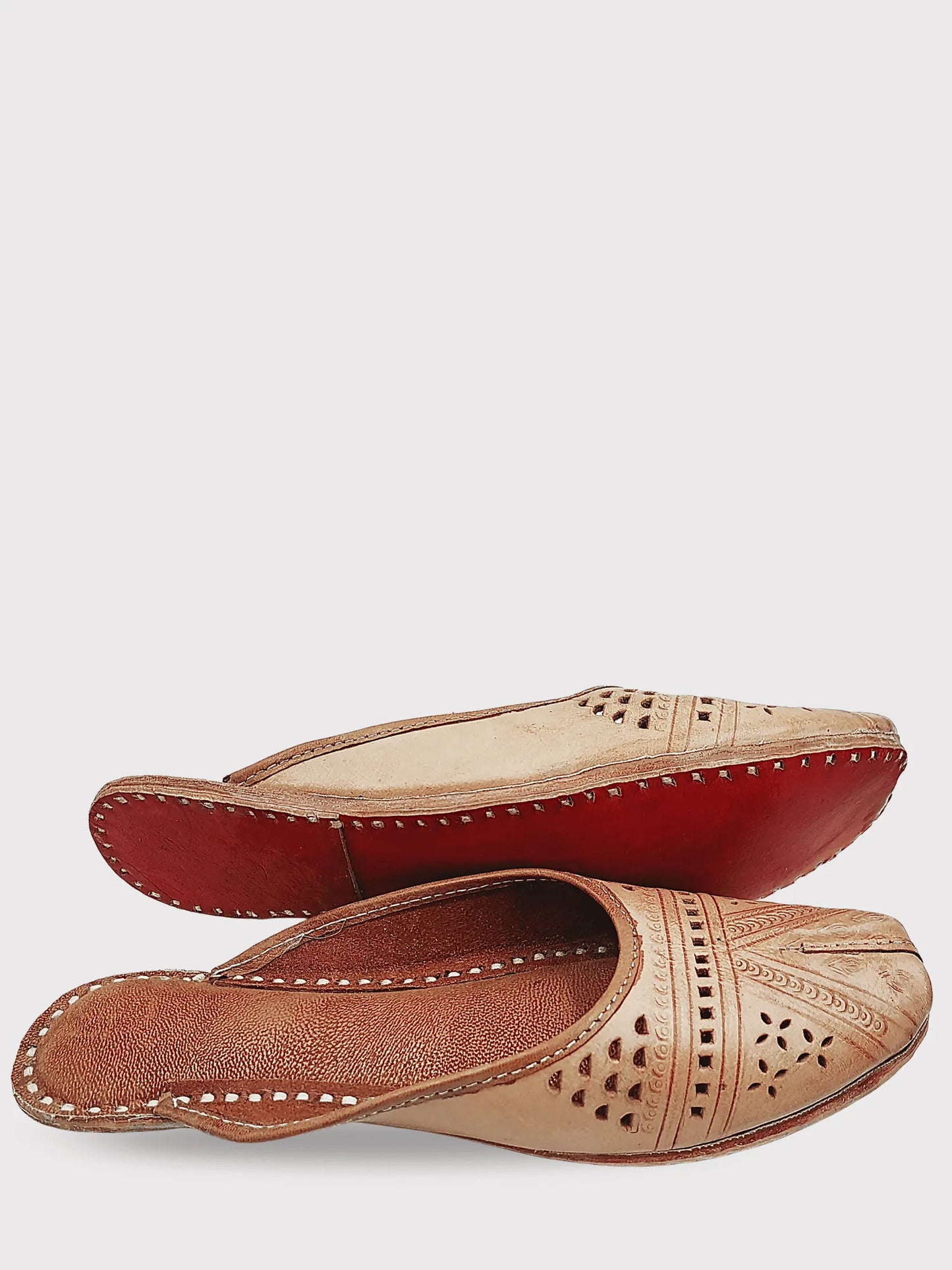 Taarnoor Rustic Leather Slipper